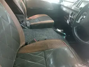 Toyota HiAce 2011 Brown