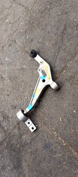 Nissan X-Trail Nt30 Qr20 2 4wheel Drive Front Arms.