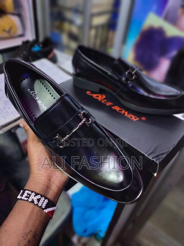 Official Shoes for Men M1