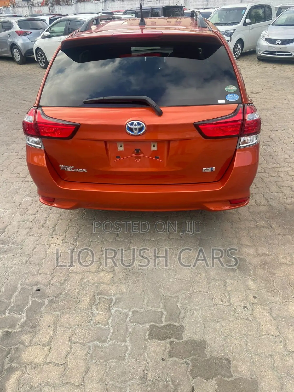 Toyota Corolla Fielder 2017 Orange