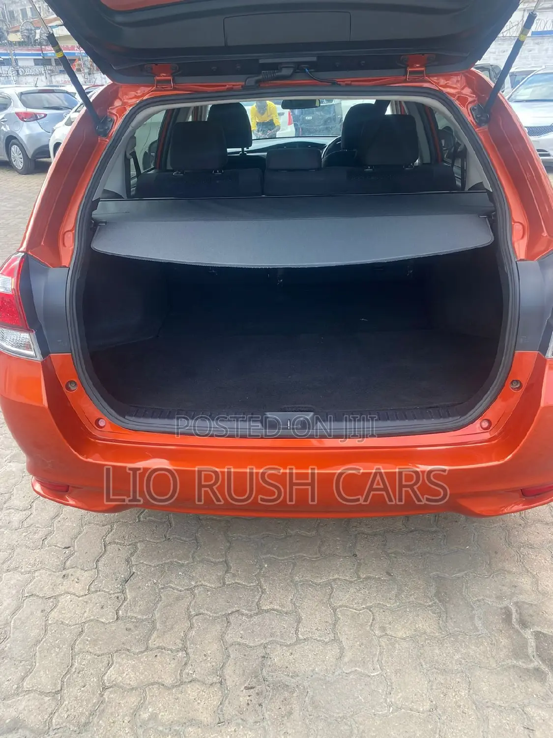 Toyota Corolla Fielder 2017 Orange