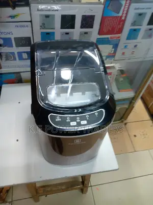 Portable Ice Cube Maker