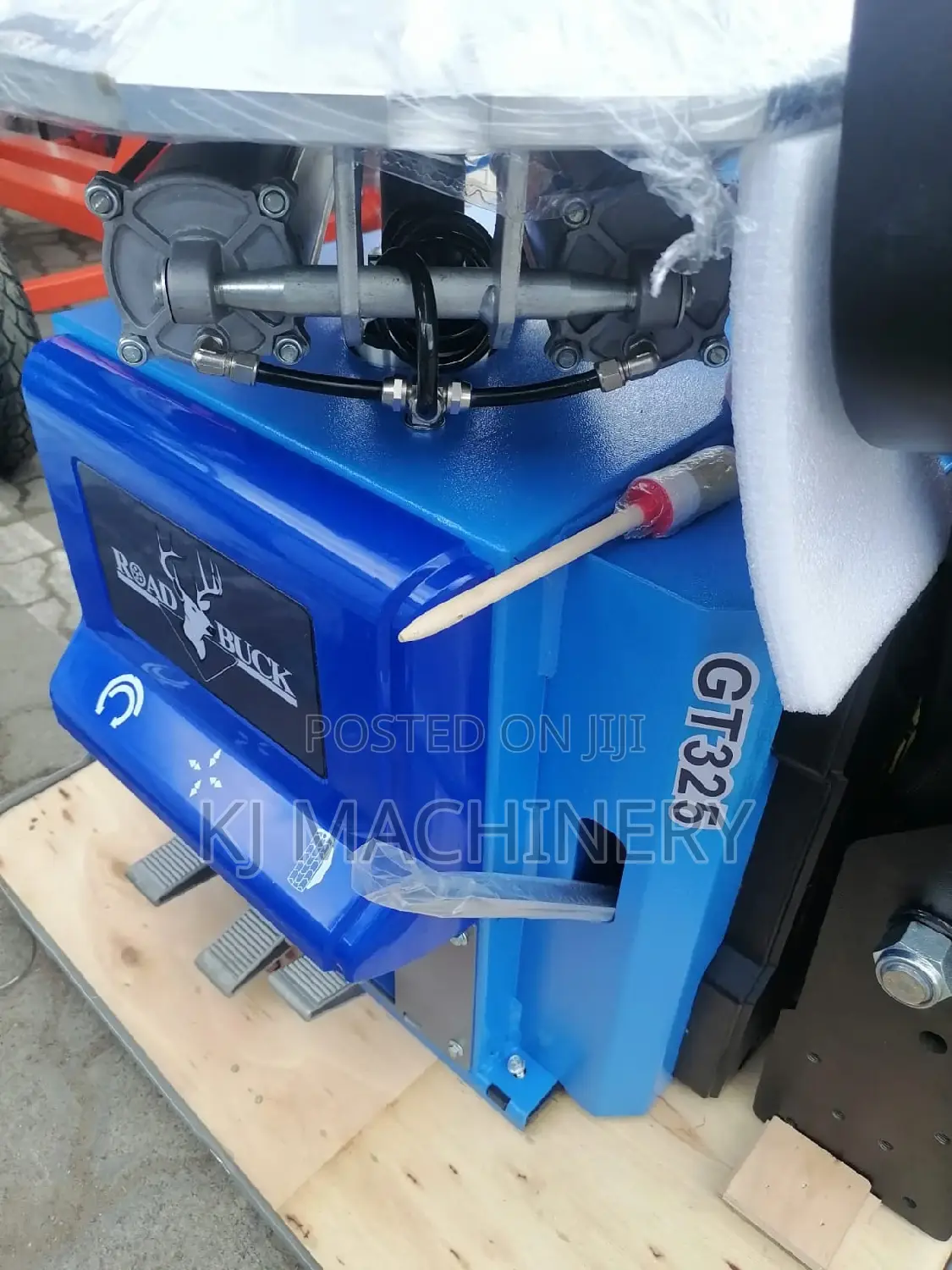 Roadbuck Brand Tyre Changer -Heavy Duty Machine