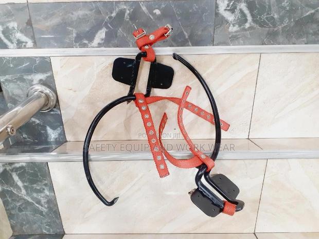 Reliable Wooden Pole Climbers - main view