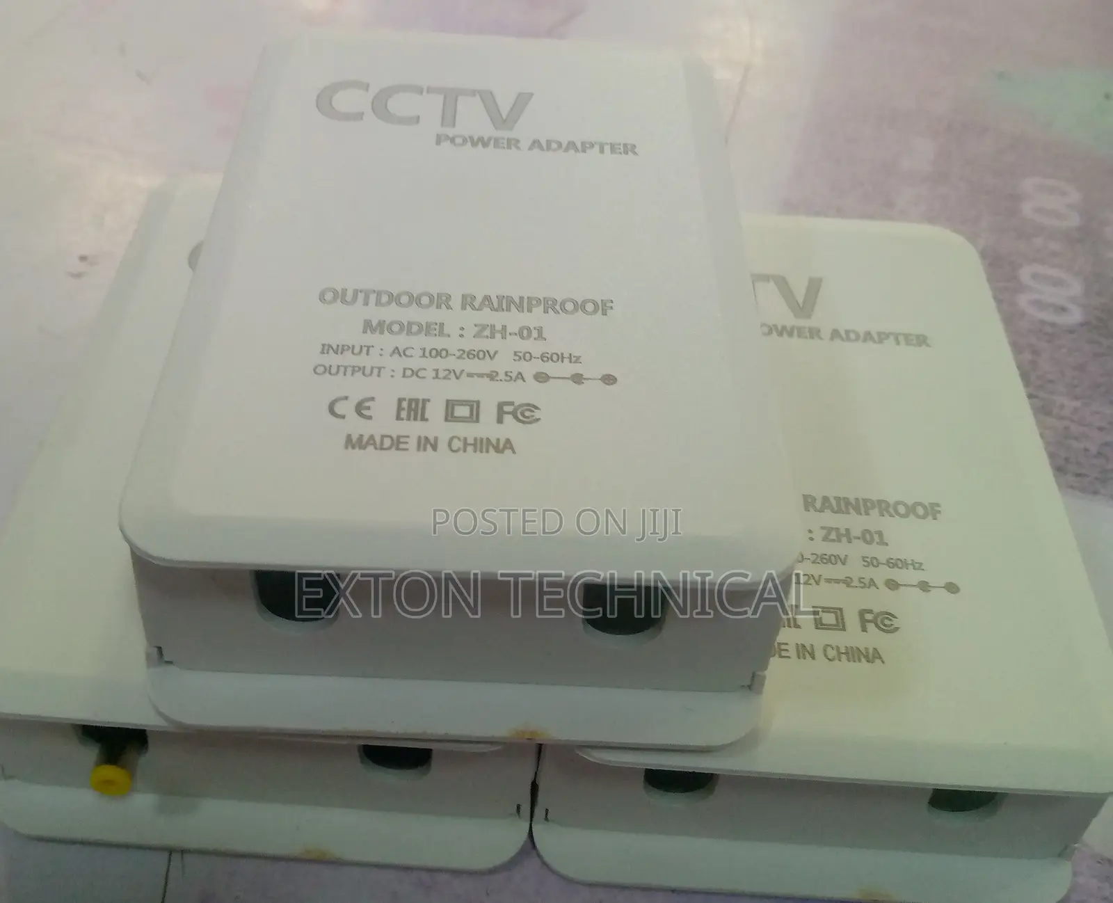 DC 12V 2.5A Waterproof Power Supply AC 110v- 240V Adapter