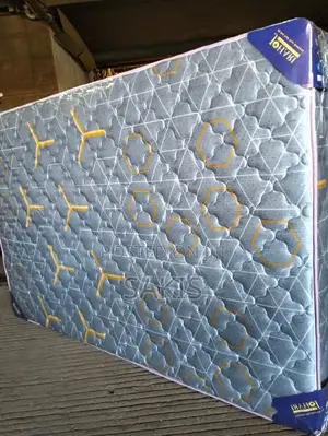Seamlesss! 8inch 4 X 6 Quilted HD Mattresses. Free Delivery