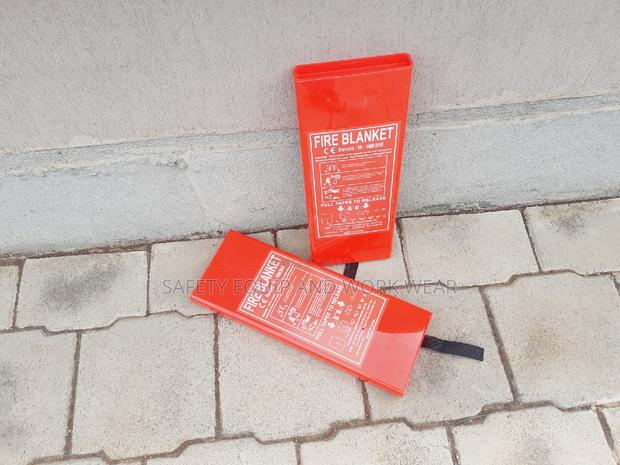 Simple Fire Protection Blanket - thumbnail 3
