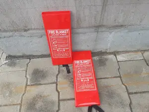 Fire Blanket/ Easy To Use