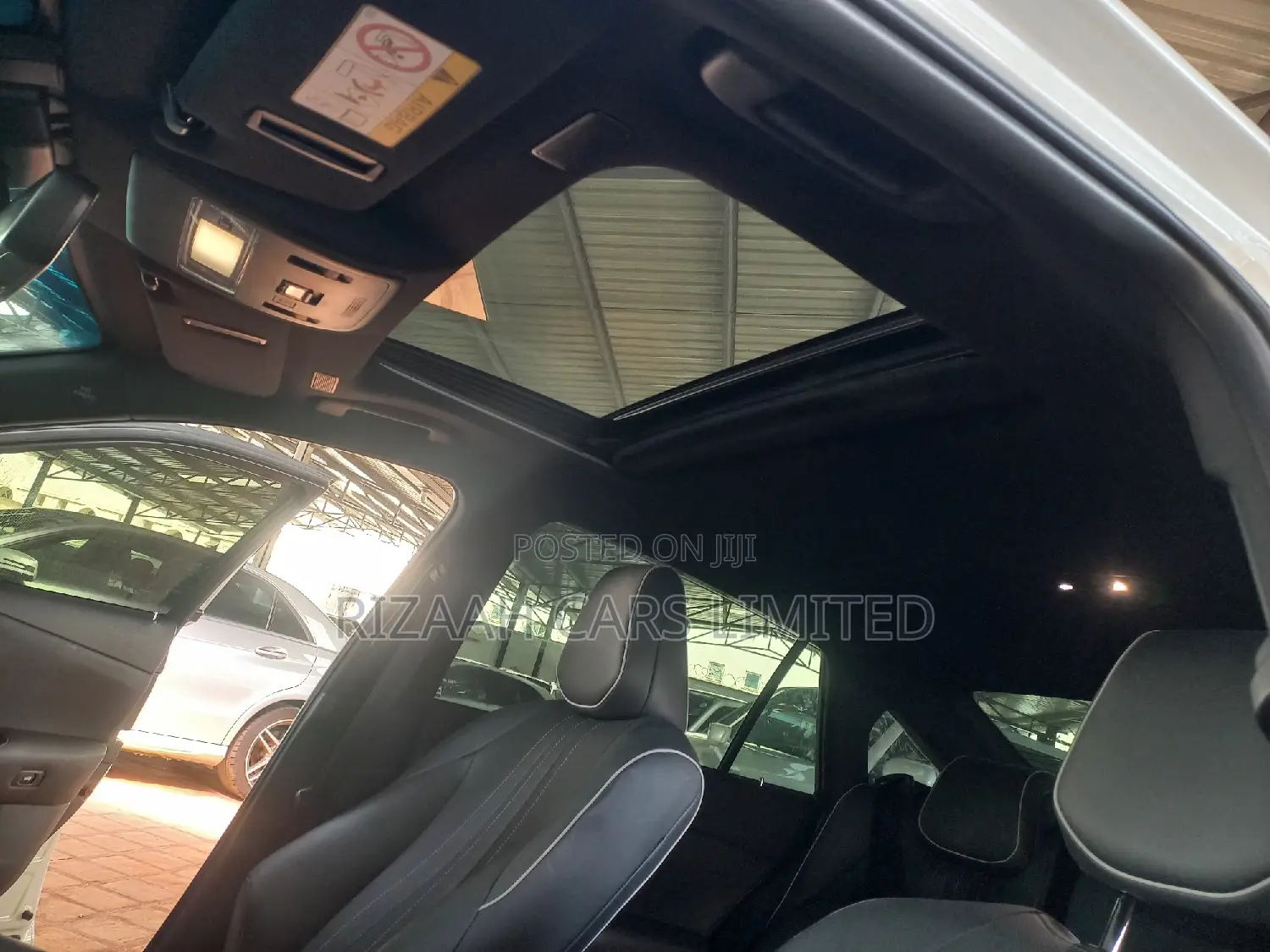 Toyota Crown 2019 White