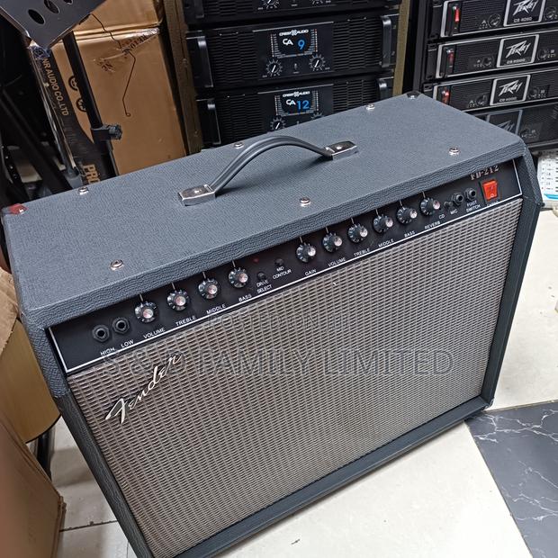 Fender FD-212 Solo/Lead Combo - thumbnail 5