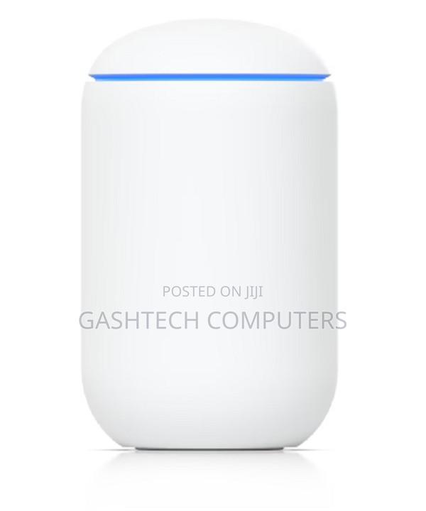 Ubiquiti Dream Machine All-in-One Unifi Gateway '! UDM - main view
