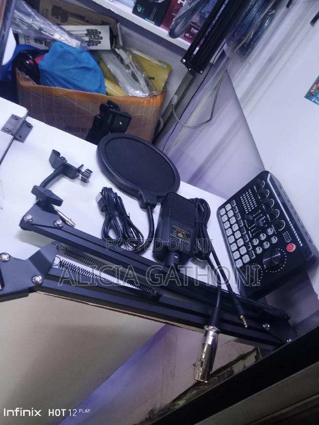 Podcast Microphone With Sound Card - thumbnail 2