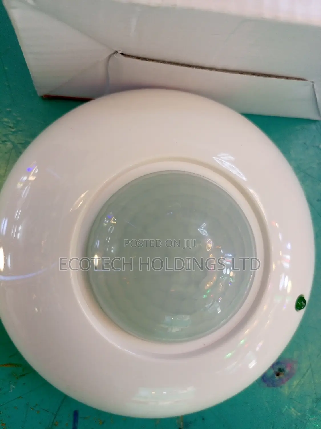 360 Degrees Infrared Motion Sensor.