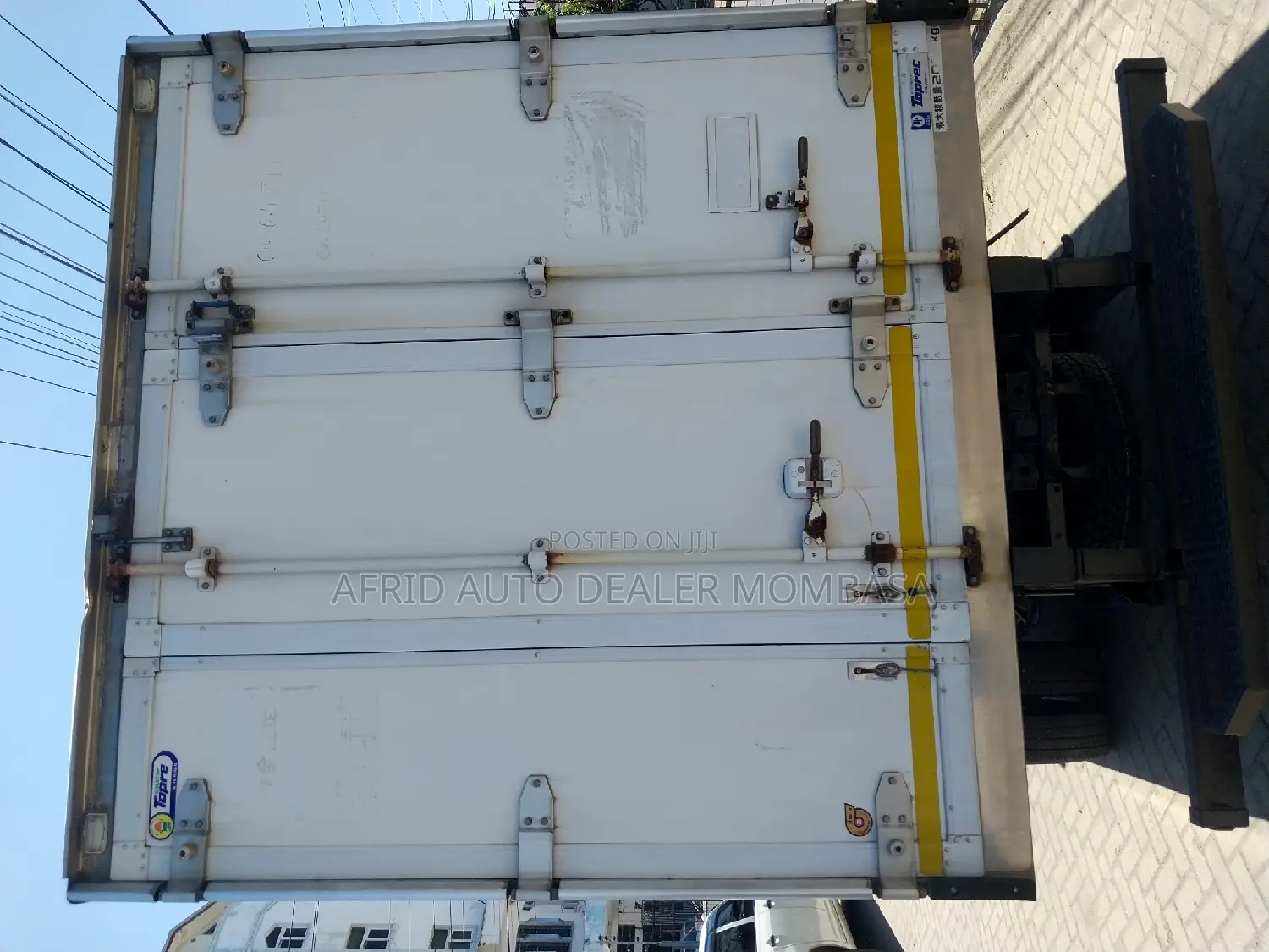Isuzu Elf Freezer Body
