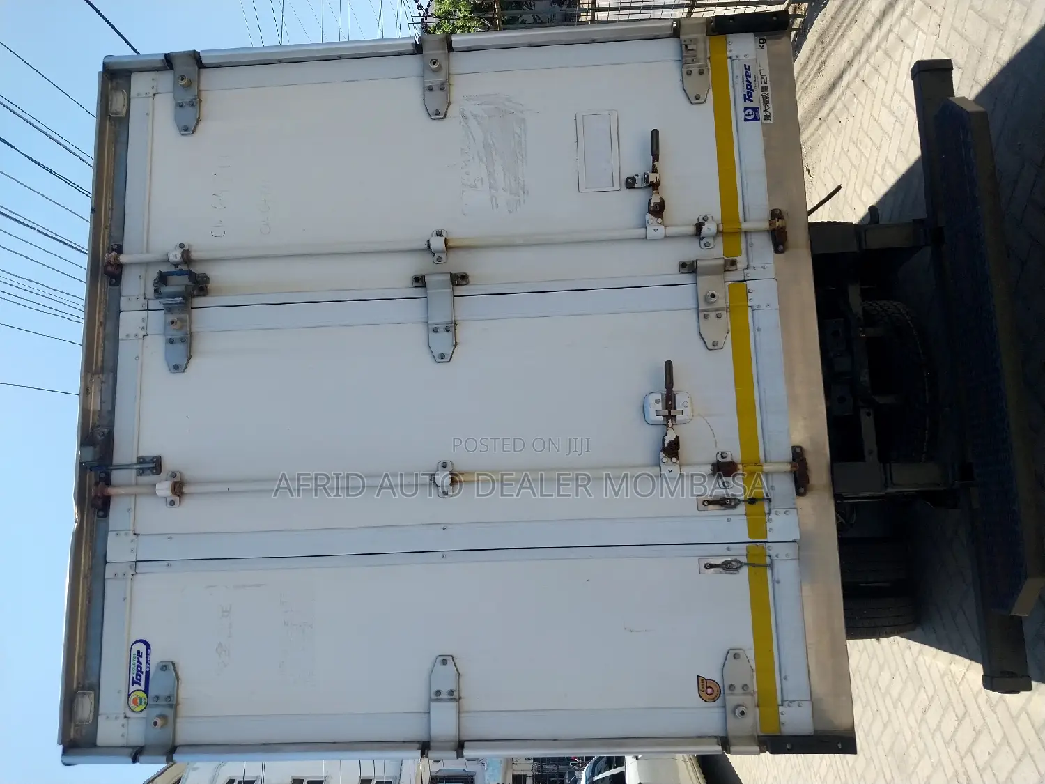 Isuzu Elf Freezer Body
