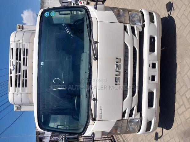 Isuzu Elf Freezer Body - thumbnail 9