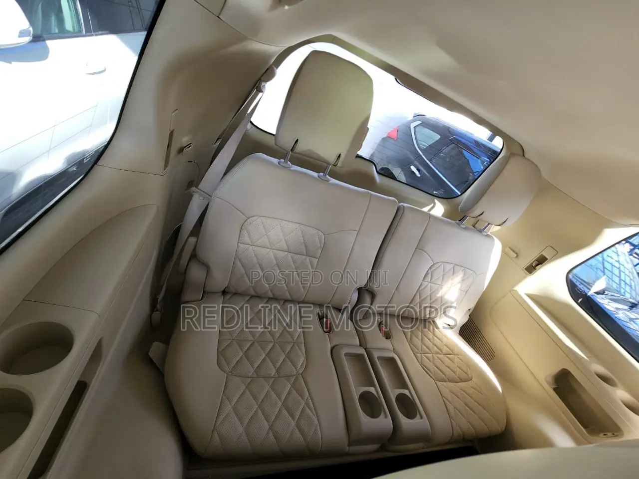 Toyota Land Cruiser 4.6 V8 GXR 2017 Gold