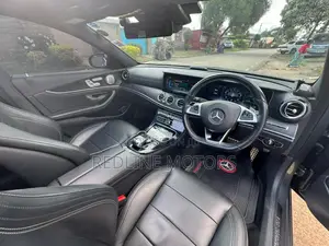 Mercedes-Benz E200 2017 Gray