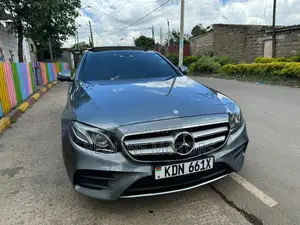 Mercedes-Benz E200 2017 Gray