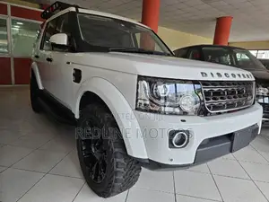 Land Rover Discovery 2016 White