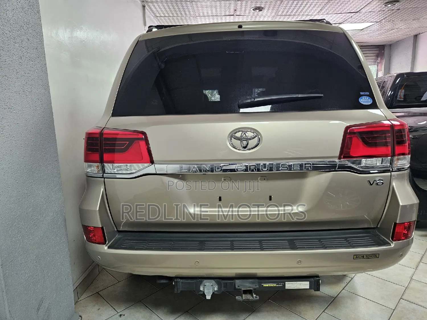 Toyota Land Cruiser 4.6 V8 AX G Selection 2019 Gold