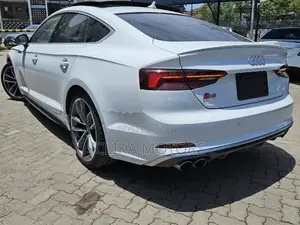 Audi S5 2018 White