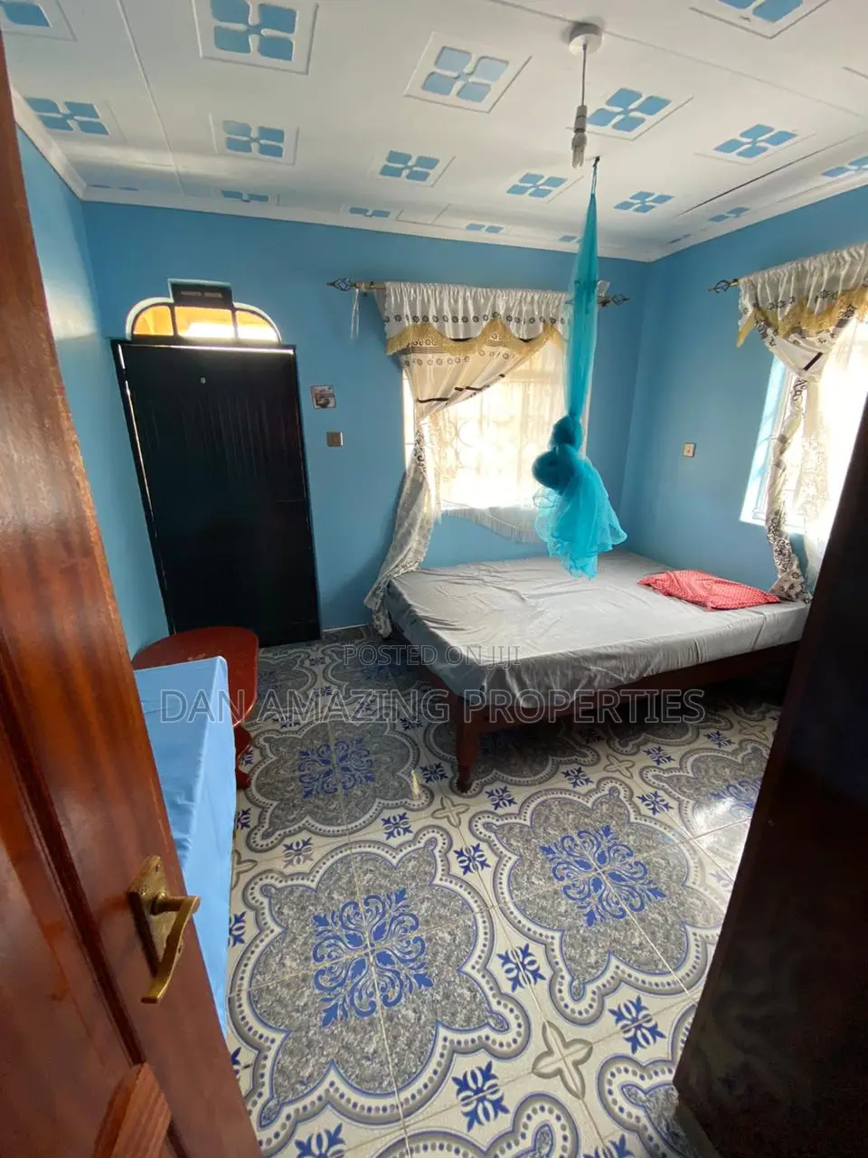5bdrm Maisonette in Muigai 800Mts, Kitengela for sale