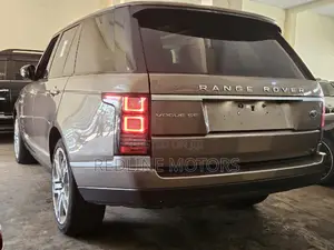Land Rover Range Rover Vogue 2017 Gold