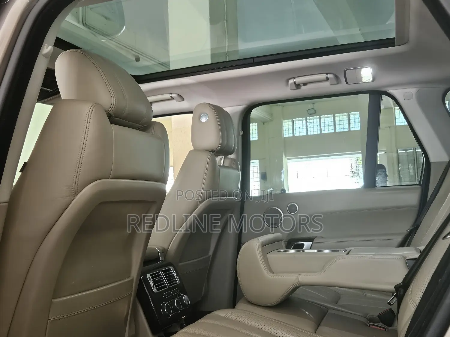 Land Rover Range Rover Vogue 2017 Gold