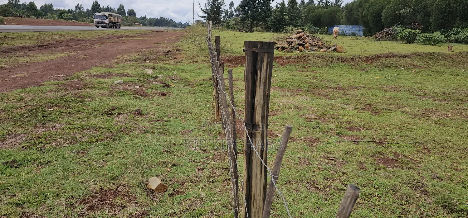 Commracial 1⁄4 Plot Touching Highway Kapseret Lemook Eldoret