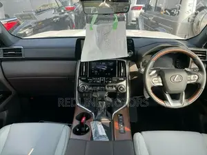 Lexus LX 2023 White