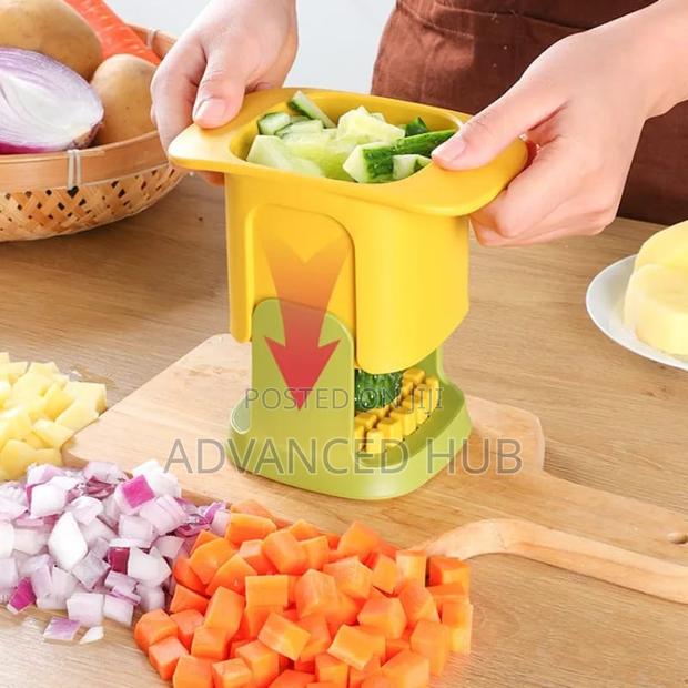 Multifunctional Manual Kitchen Chopper - thumbnail 2