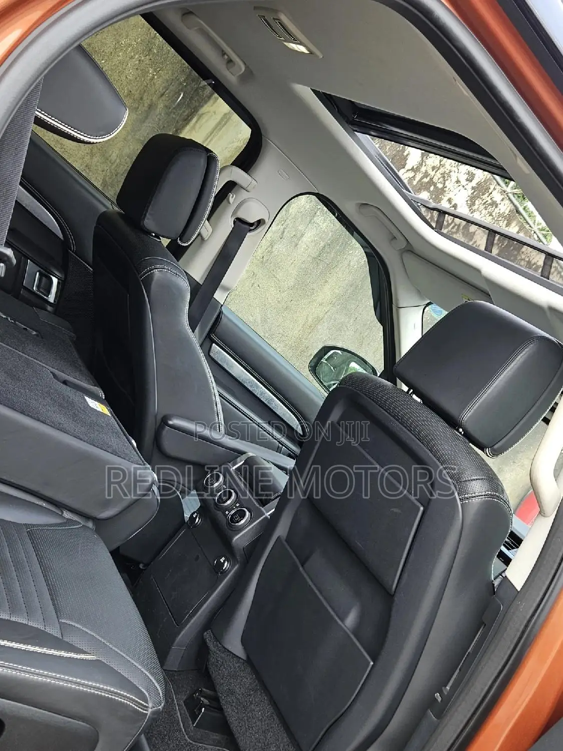 Land Rover Discovery Sport SE 2017 Orange