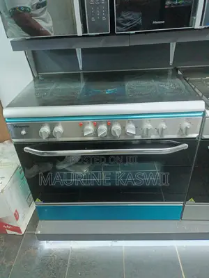 Hisense Cooker 90cm by 60cm