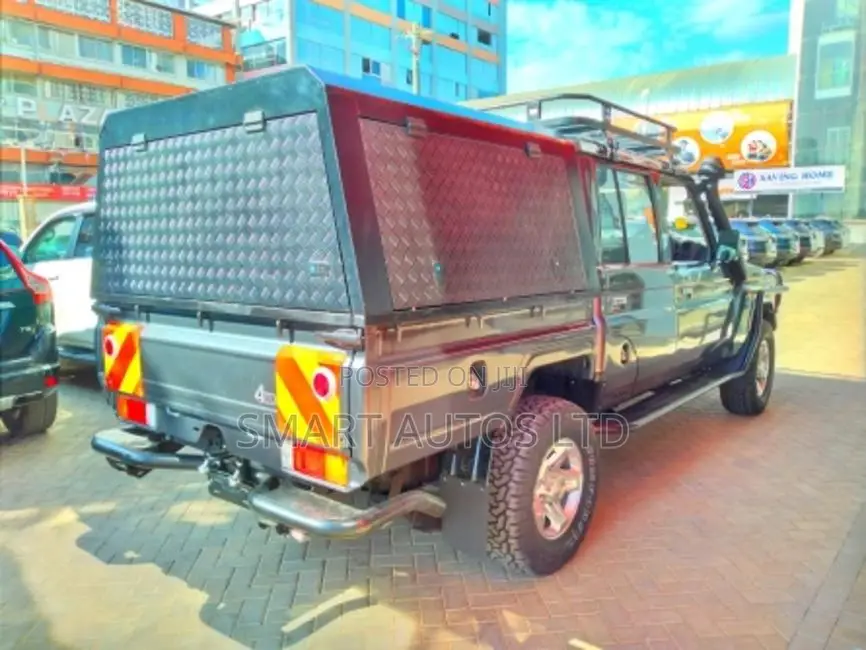 New Toyota Land Cruiser 2023 Gray