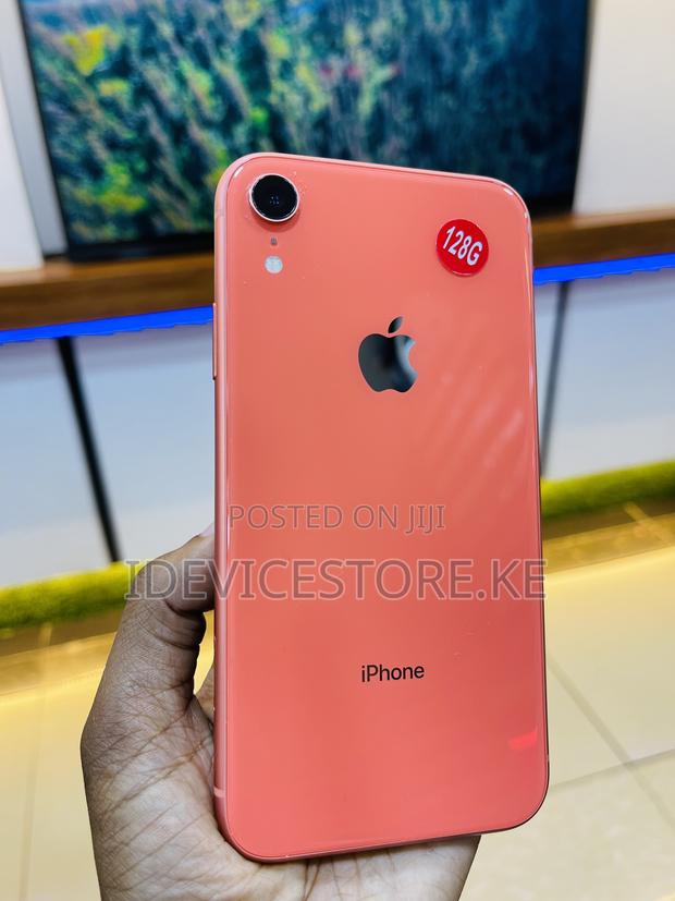 Apple iPhone XR 128 GB Orange - main view