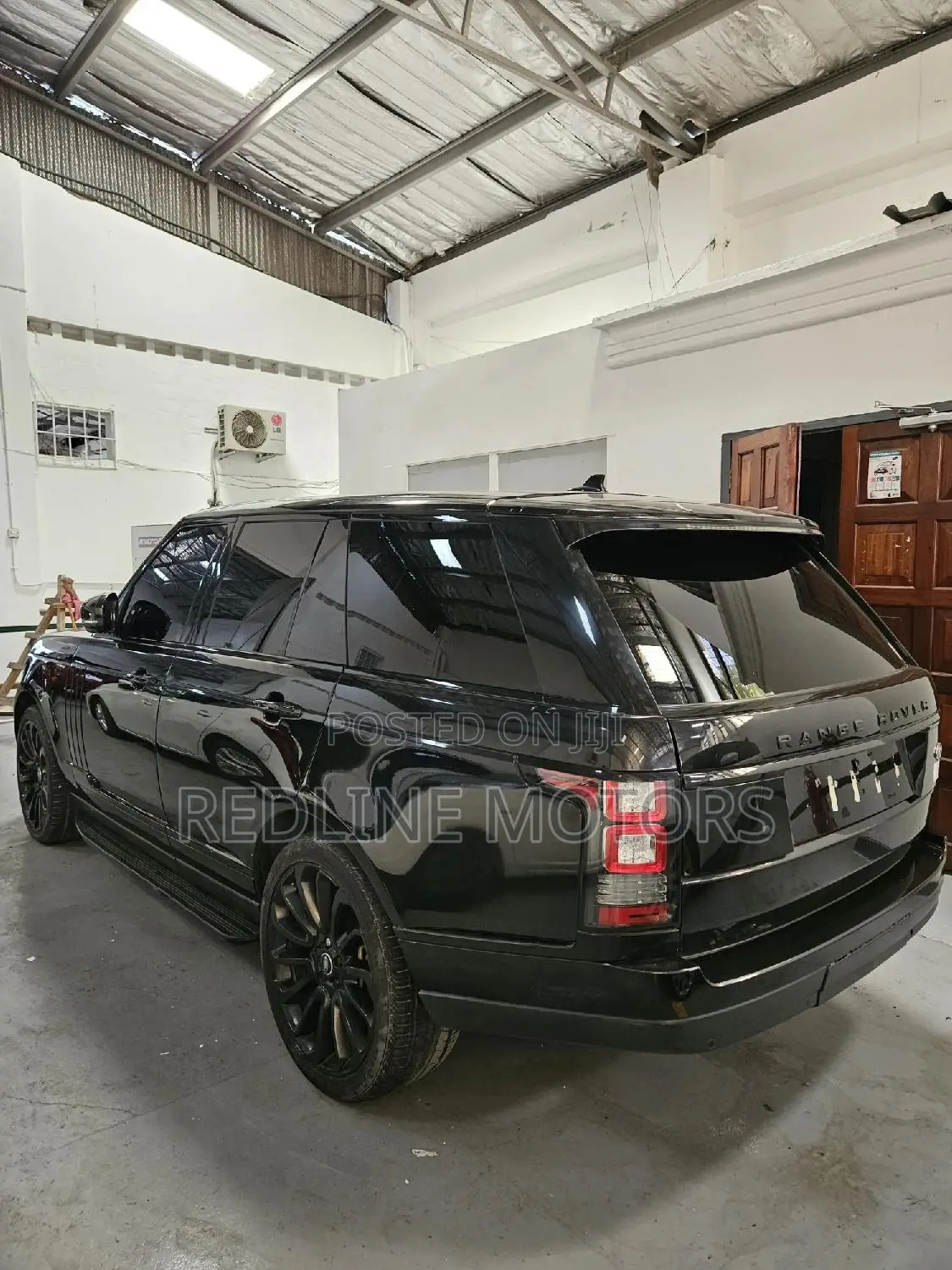 Land Rover Range Rover Vogue 2016 Matt Black