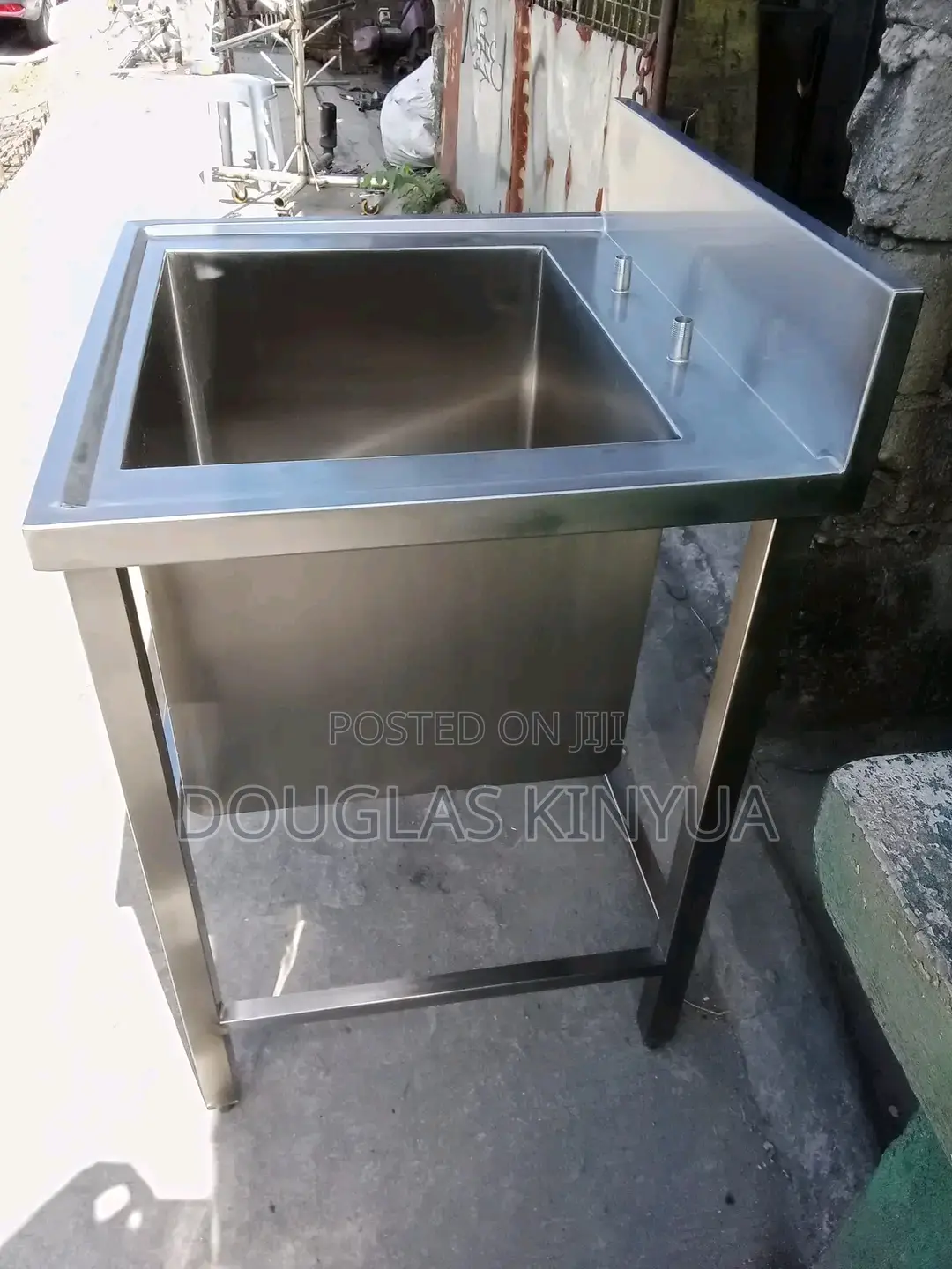 Sink Single Bowl ( Stainless Steel ) .