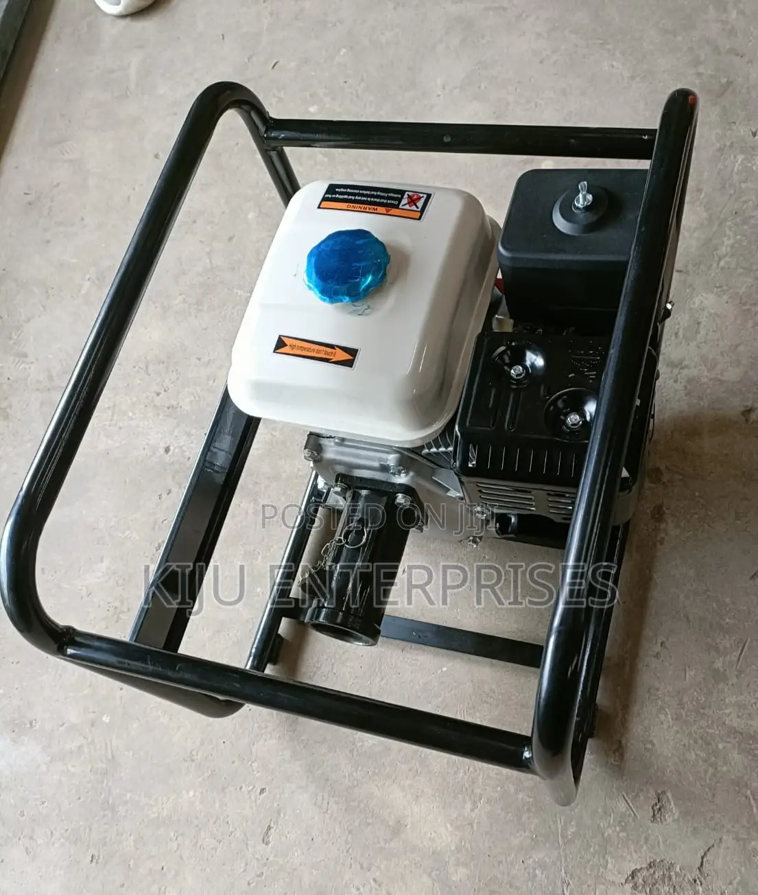 Honda Poker Vibrator Machine Available With Petrol Engine