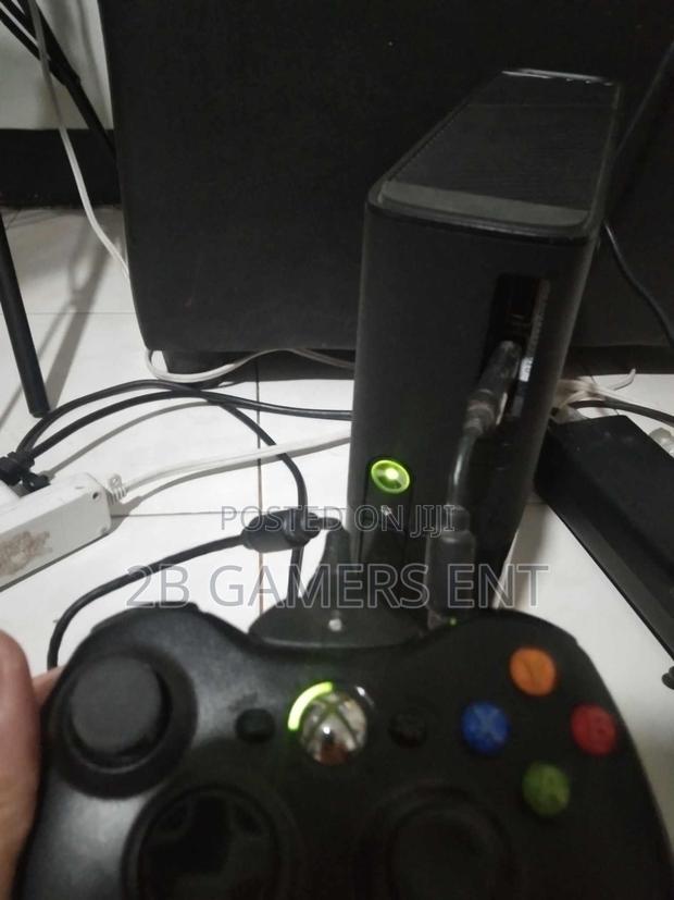 Xbox 360 Slim Series, 15 Games - thumbnail 4