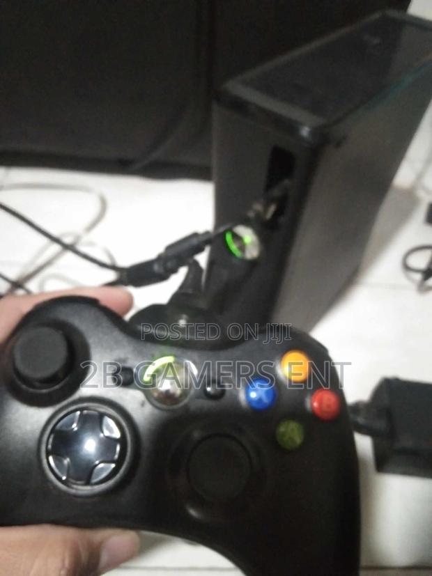 Xbox 360 Slim Series, 15 Games - thumbnail 5