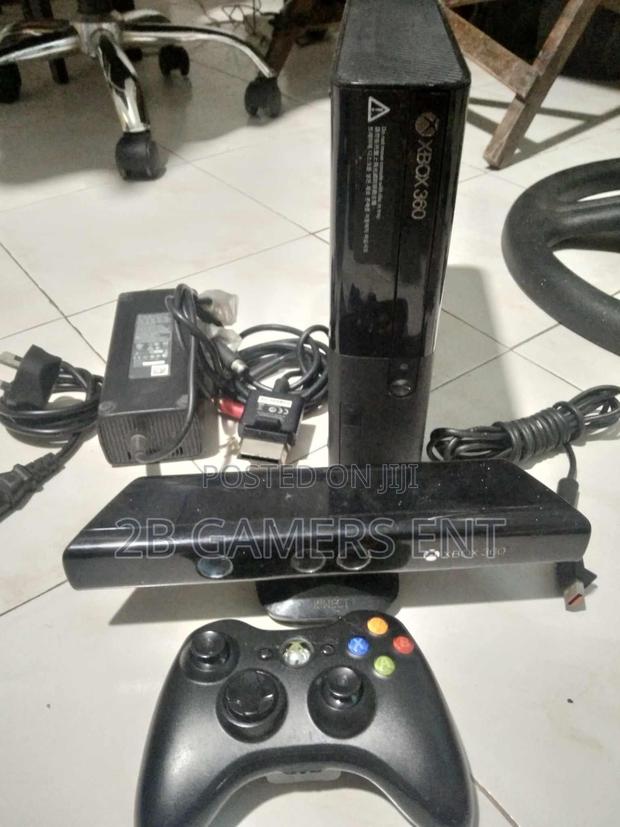 Xbox 360 Slim Series, 15 Games - thumbnail 3