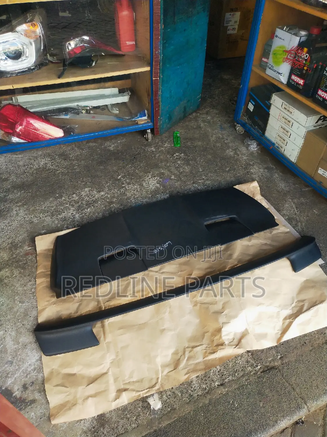 Subaru Legacy/Outback BP5/BP9 Syms Spoiler