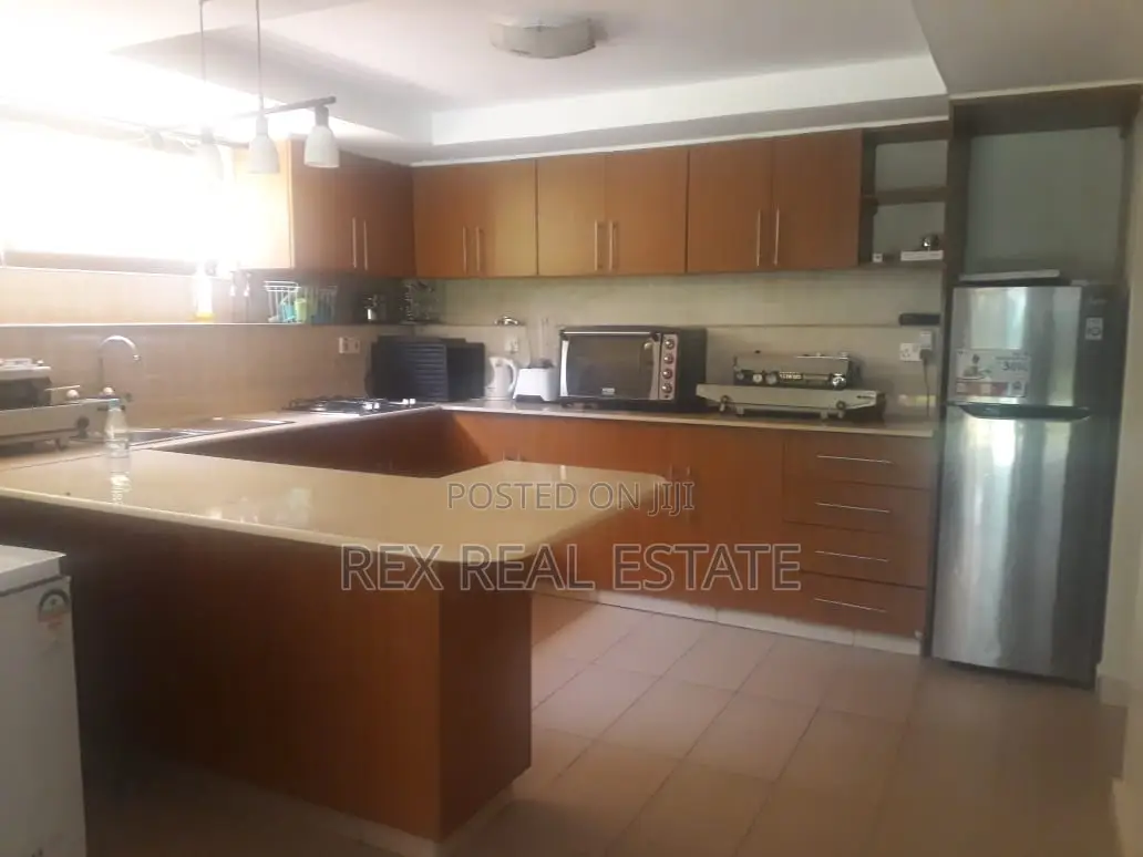 5bdrm Mansion in Lavington, Muthangari for sale