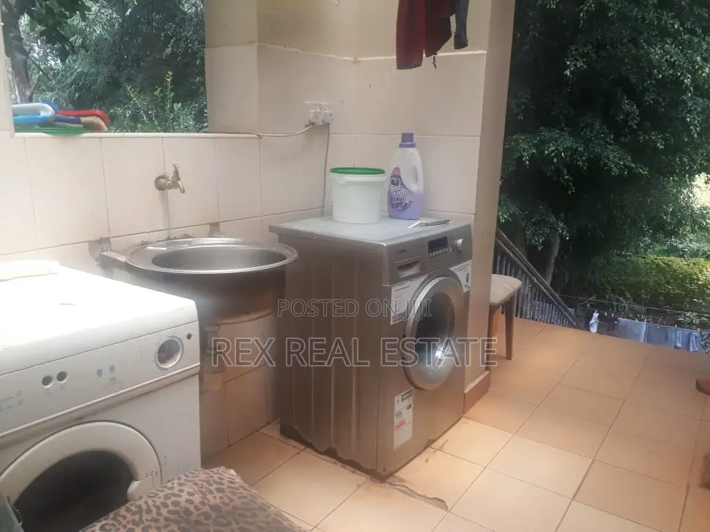 5bdrm Mansion in Lavington, Muthangari for sale