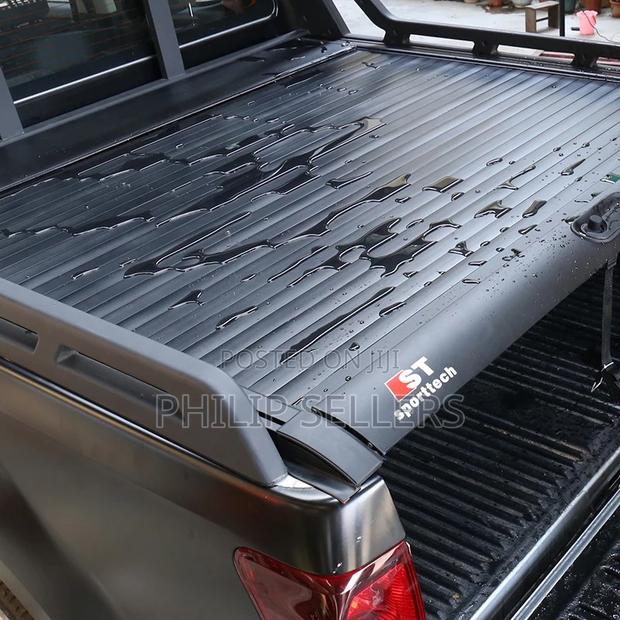 Waterproof High-Quality Tonneau Cover Roller Lids for 23/22 - main view