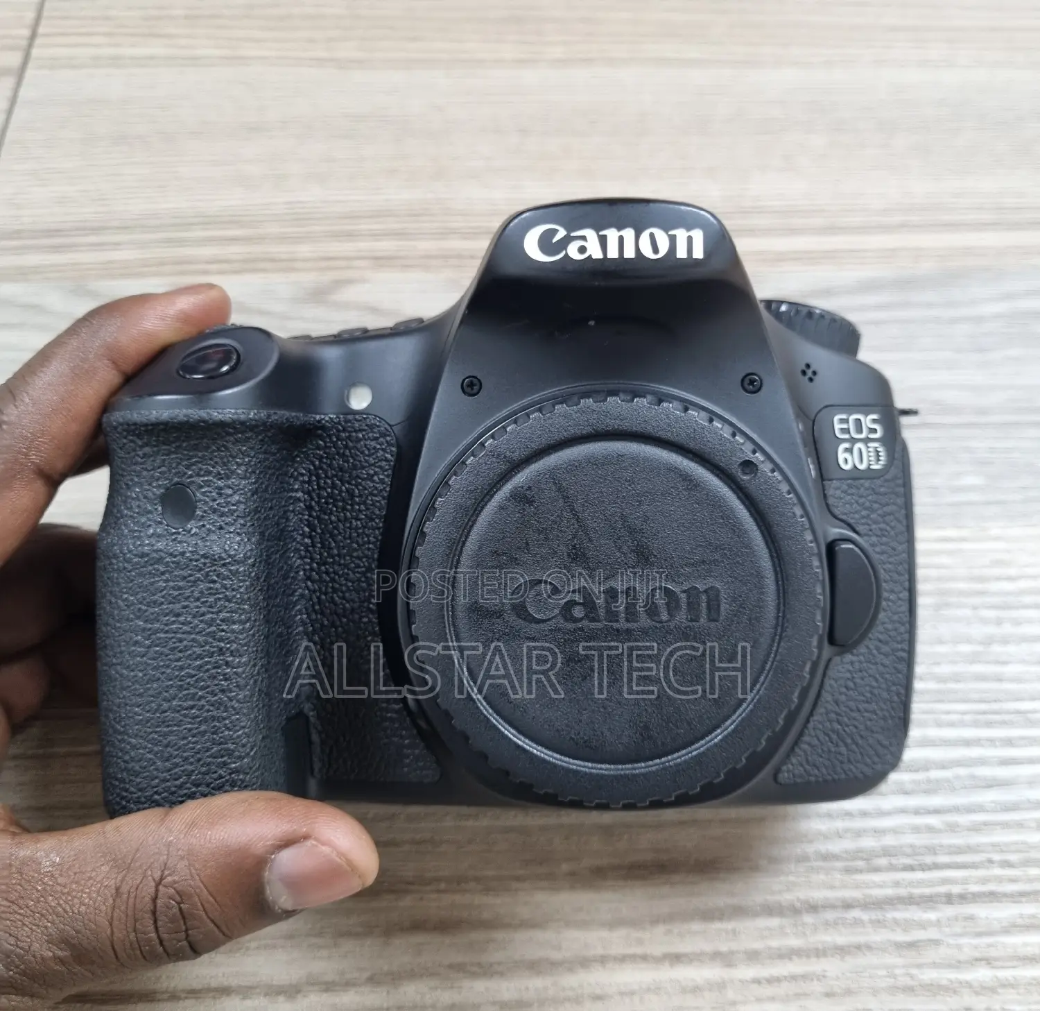 Canon EOS 60D DSLR With 18:55mm Lens