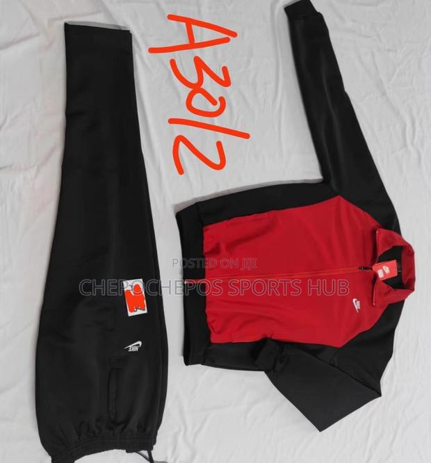 Classic Nike Tracksuit - thumbnail 3