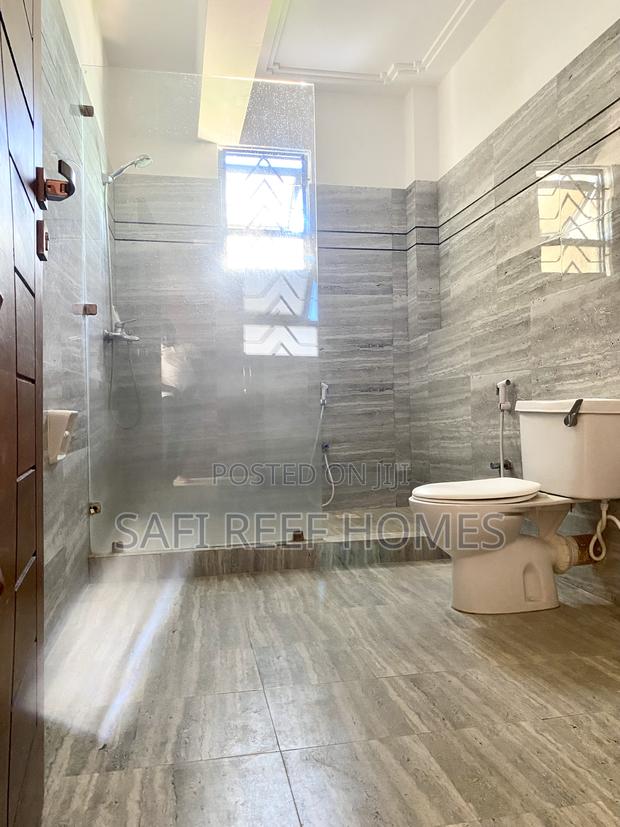 4bdrm Villa in Nyali for rent - thumbnail 17