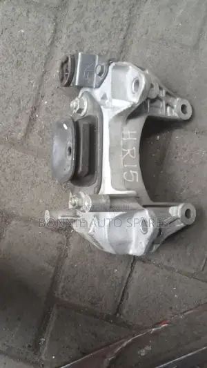 HR15 Gearbox Mounting Complete X-Trail